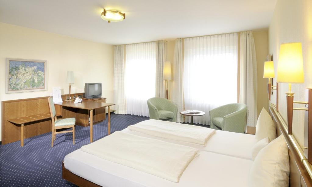 מינדן Victoria Hotel מראה חיצוני תמונה